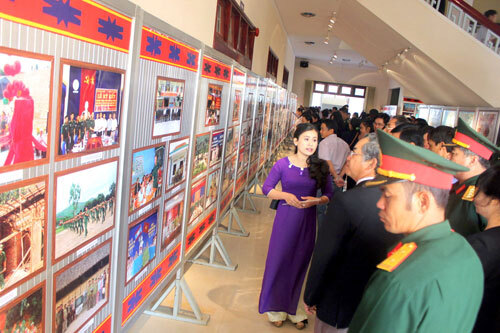 Trưng bày chuyên đề “Biên giới - Biển đảo quê hương”